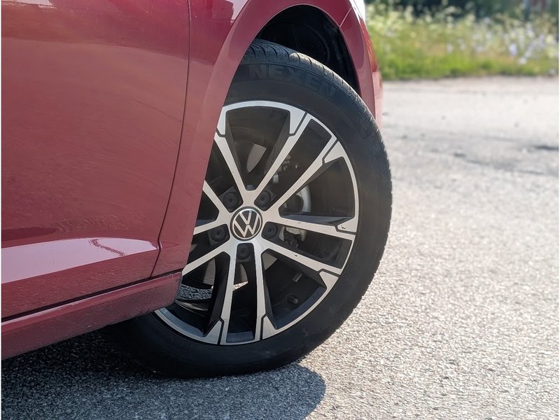 2024 Volkswagen Jetta Comfortline CPO | LEATHER SEATS | PUSH BUTTON START