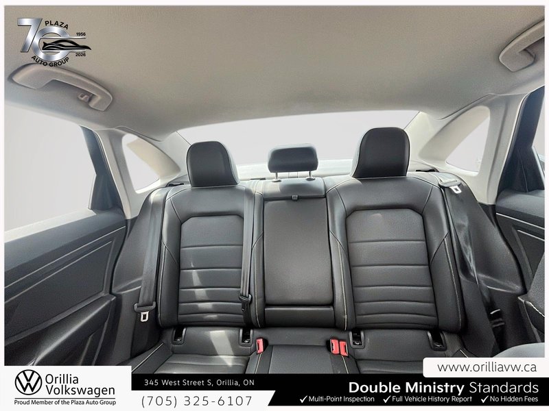 2024 Volkswagen Jetta Comfortline Tinted windows | Clear Hood Protection