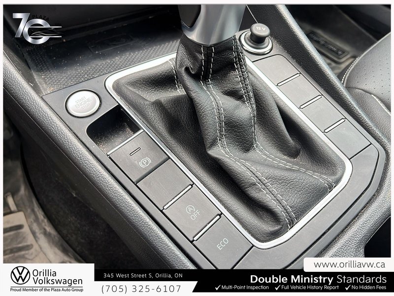 2024 Volkswagen Jetta Comfortline Tinted windows | Clear Hood Protection