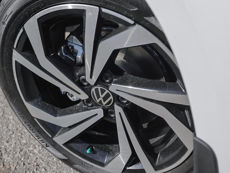 2025 Volkswagen Jetta Highline Dynamic Headlights | Remote Start