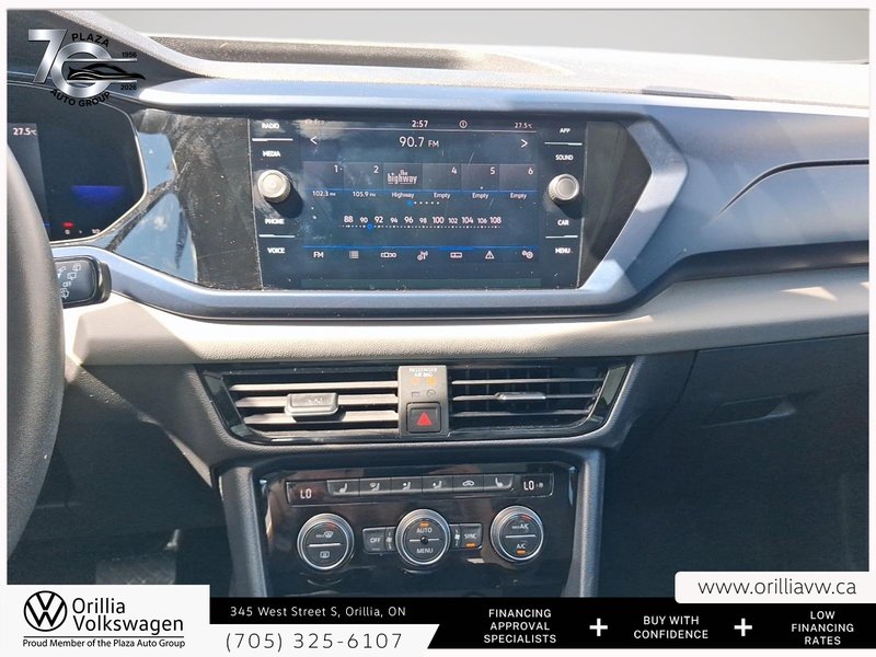 2022 Volkswagen Taos Comfortline Push-Button Start | Wireless phone charging