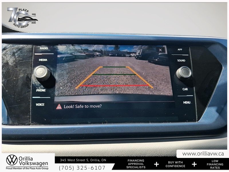 2022 Volkswagen Taos Comfortline Push-Button Start | Wireless phone charging