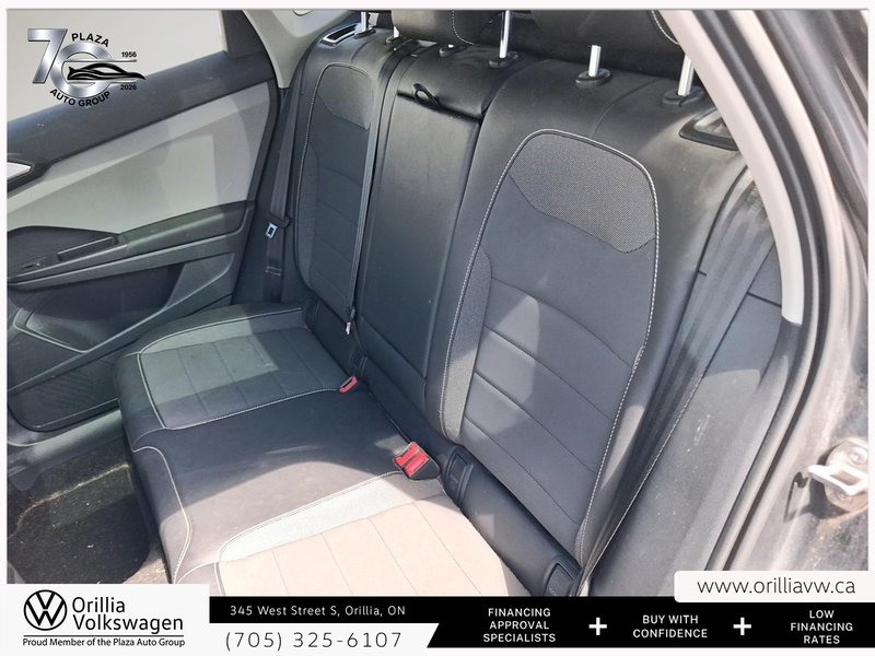 2022 Volkswagen Taos Comfortline Push-Button Start | Wireless phone charging