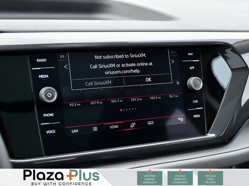 2023 Volkswagen Taos Highline HIGHLINE | CPO | 4MOTION AWD | LOW KILOMETERES! | HEATED + A/C LEATHER SEATS | PANO SUNROOF