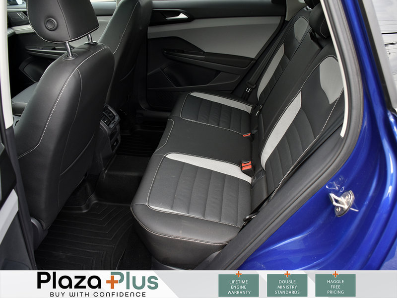 2023 Volkswagen Taos Highline HIGHLINE | CPO | 4MOTION AWD | LOW KILOMETERES! | HEATED + A/C LEATHER SEATS | PANO SUNROOF