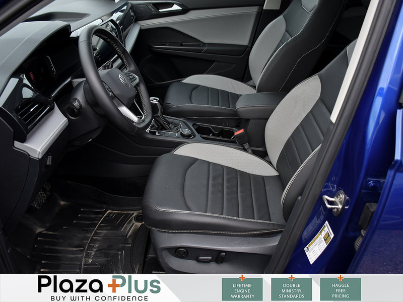 2023 Volkswagen Taos Highline HIGHLINE | CPO | 4MOTION AWD | LOW KILOMETERES! | HEATED + A/C LEATHER SEATS | PANO SUNROOF