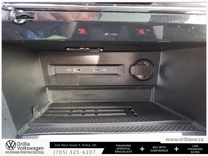2025 Volkswagen Taos Highline Leather seating | Heated and Ventilated front seats