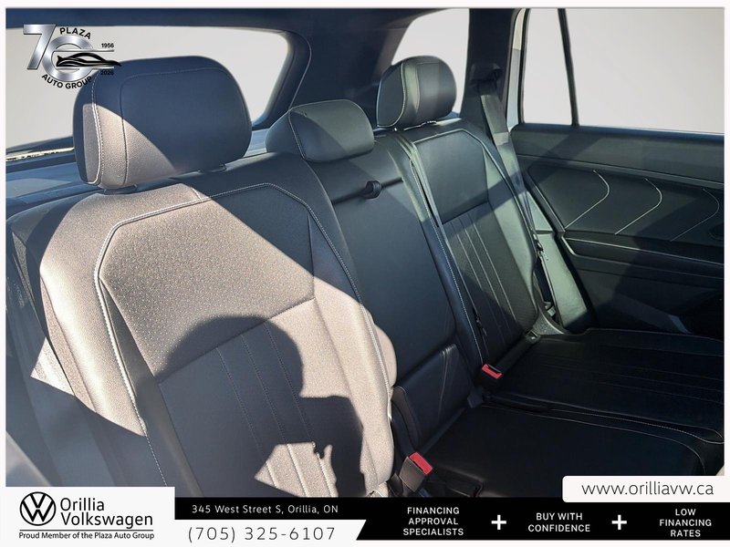 2022 Volkswagen Tiguan Comfortline R-Line Black Edition 4MOTION AWD | Panoramic Roof | R Line Black