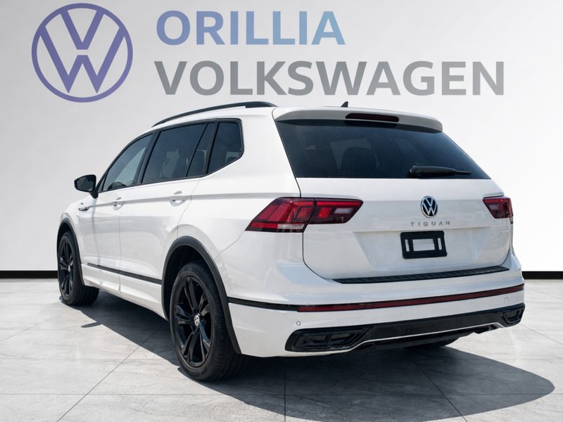 2024 Volkswagen Tiguan Comfortline R-Line Black Edition No Options / Oryx White Pearl