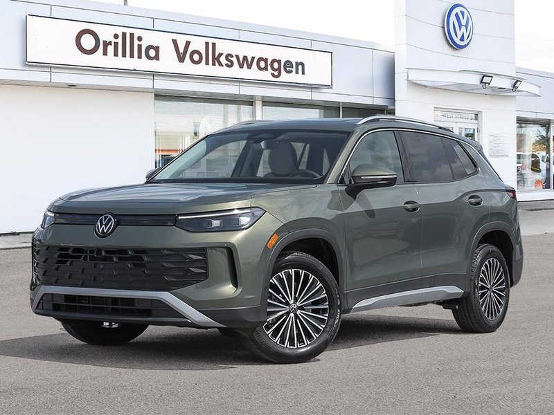 2025 Volkswagen Tiguan Comfortline Pano Roof / Avacado Green