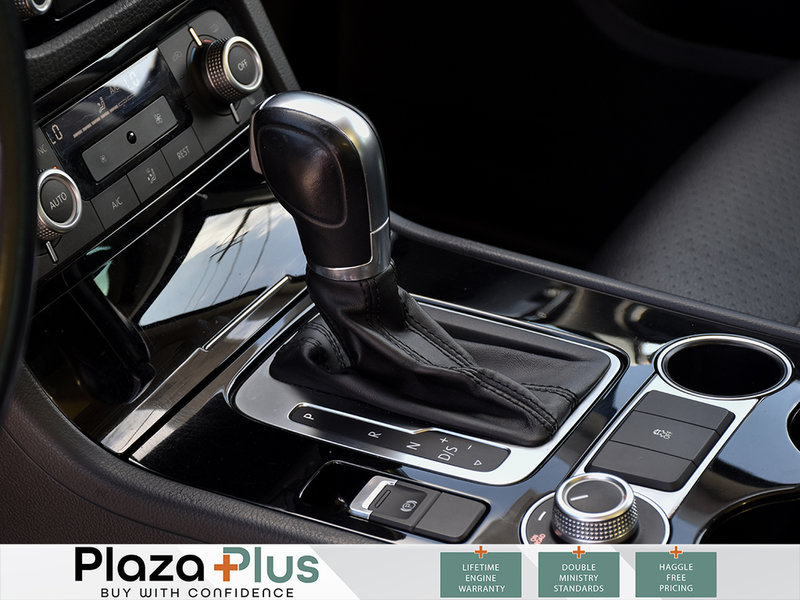 2016 Volkswagen Touareg Comfortline AS IS