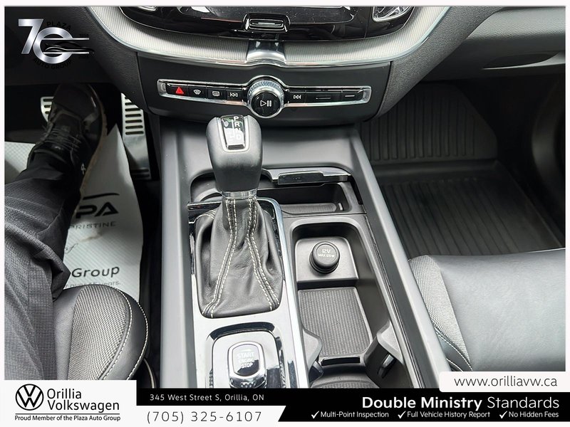 2021 Volvo XC60 R-Design IIHS Top Safety Pick+ | Apple CarPlay