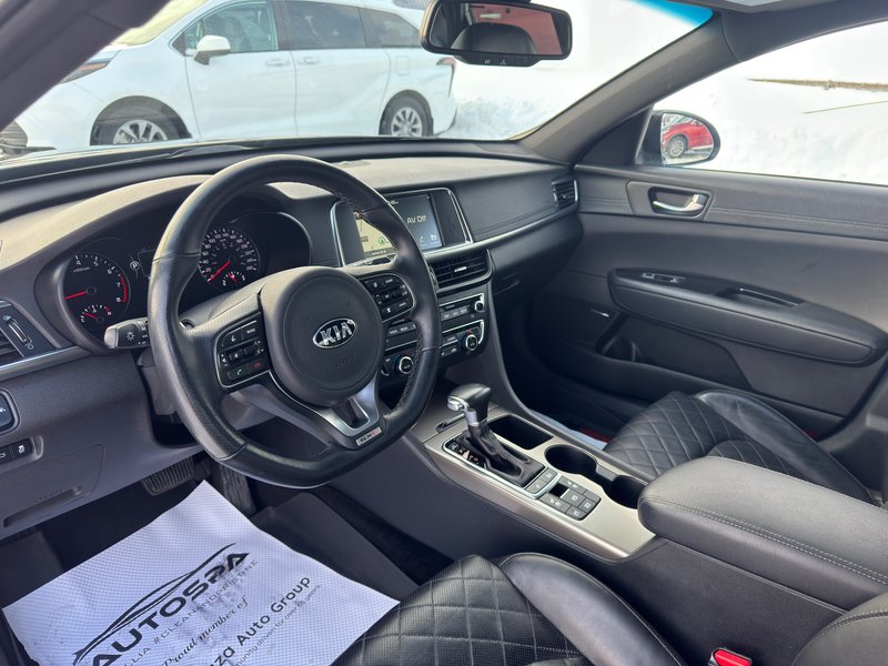 2018 Kia OPTIMA SXL TURBO | TWO SETS OF TIRES ON ALLOYS | APPLE CARPLAY & ANDROID AUTO | ADAPTIVE CRUISE |