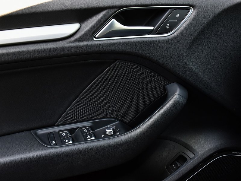 2016 Audi S3 2.0T Technik