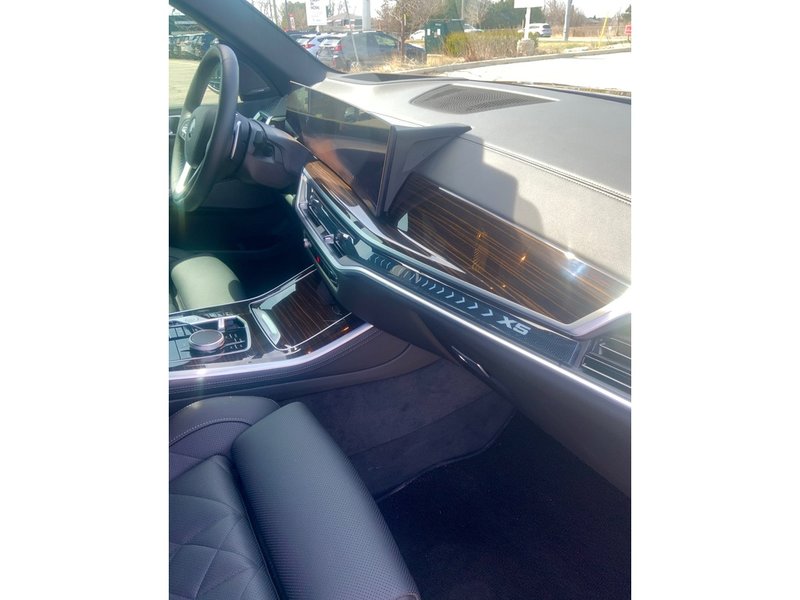 2024 BMW X5 XDrive40i Premium Essential Package and Advance Driver Assist