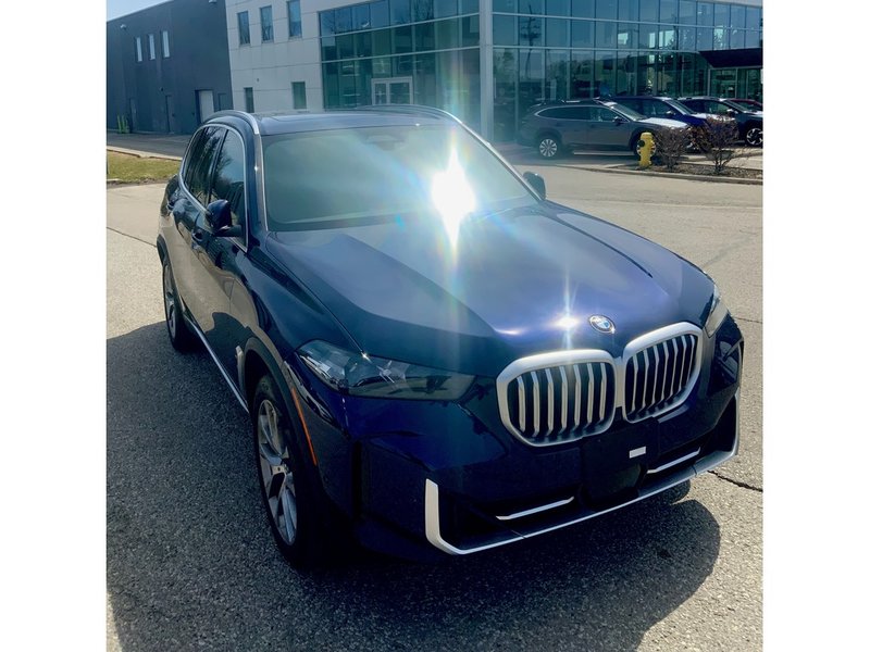 2024 BMW X5 XDrive40i Premium Essential Package and Advance Driver Assist