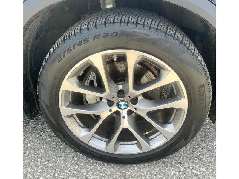 2024 BMW X5 XDrive40i Premium Essential Package and Advance Driver Assist