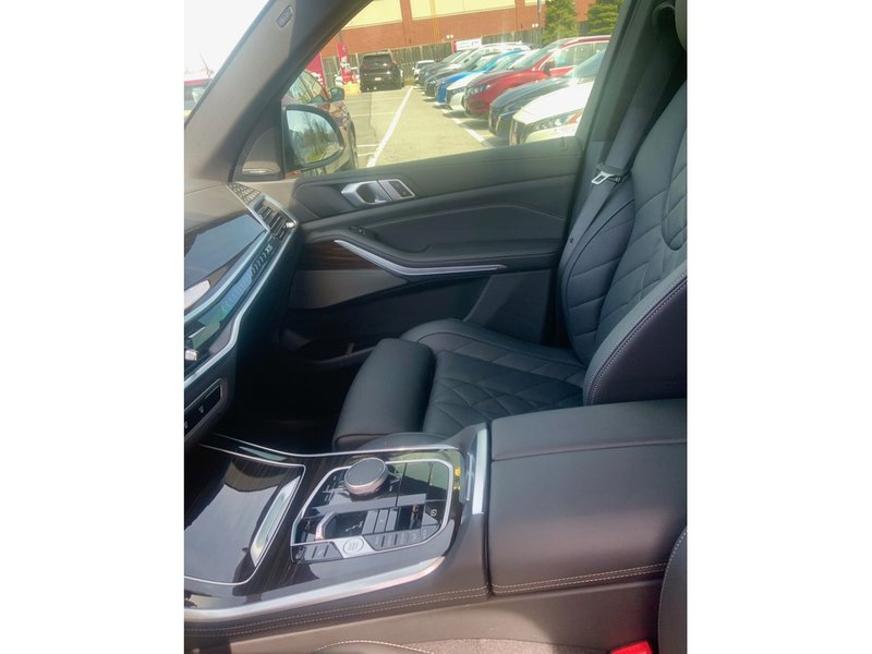 2024 BMW X5 XDrive40i Premium Essential Package and Advance Driver Assist