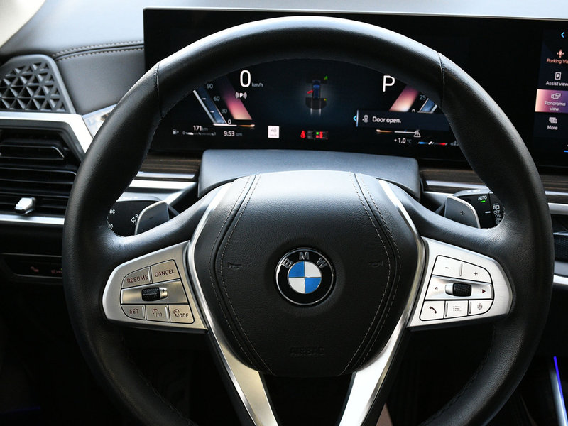 2024 BMW X7 xDrive40i Certified | NAVI | 3rd Row | Pano Roof | Blind Spot Monitor