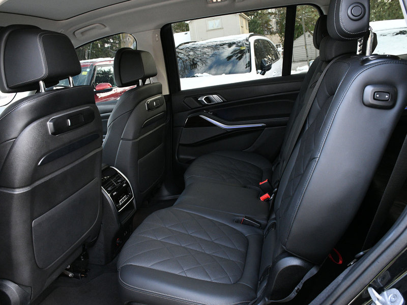 2024 BMW X7 xDrive40i Certified | NAVI | 3rd Row | Pano Roof | Blind Spot Monitor