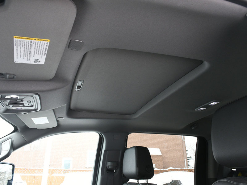 2024 Chevrolet Silverado 2500HD LTZ Built in Canada | Certified | NAVI | Low Mileage | Clean Carfax | Backup Camera | Heated Seats