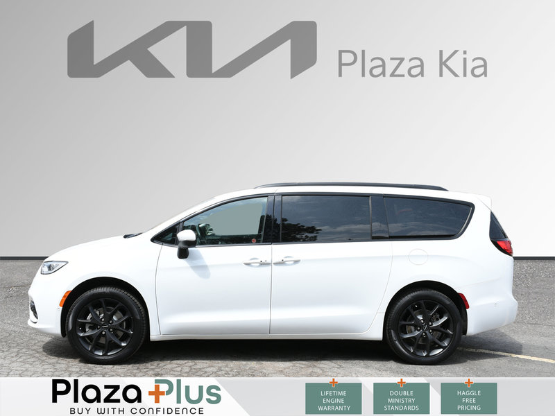 2023 Chrysler Pacifica Touring L Certified | Blind Spot Monitor | Bluetooth | Backup Camera
