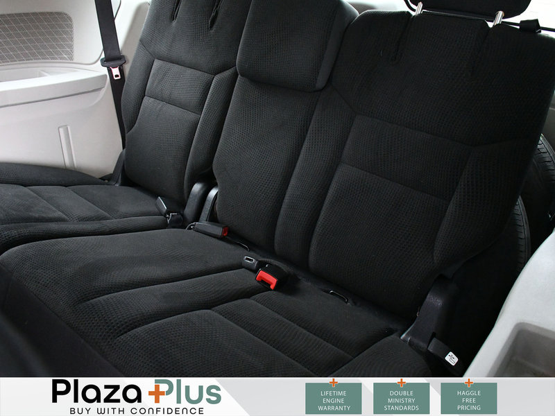 2017 Dodge Grand Caravan SXT Certified | Winter Tires Included | Stow & Go | 3rd Row seating
