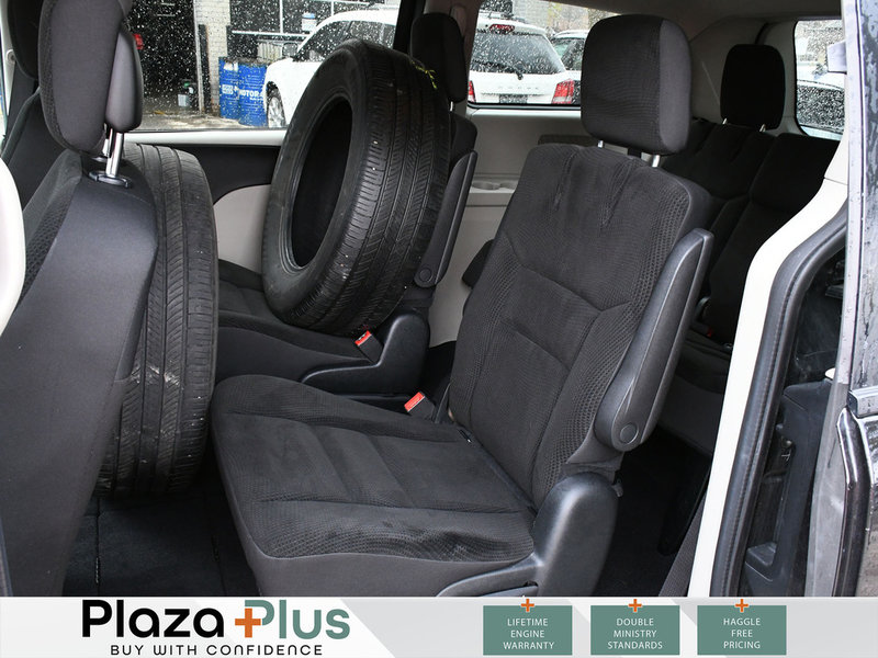 2017 Dodge Grand Caravan SXT Certified | Winter Tires Included | Stow & Go | 3rd Row seating