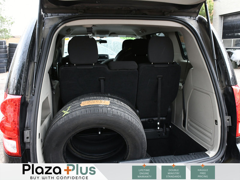 2017 Dodge Grand Caravan SXT Certified | Stow 'n Go | 3rd Row Seating