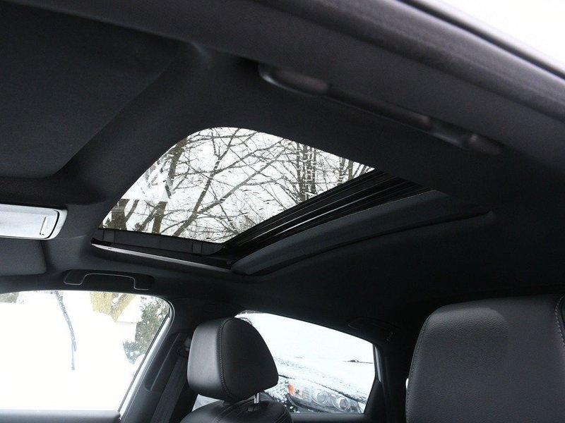 2022 Honda Civic Hatchback Sport Touring Certified | NAVI | Backup Cam | Moonroof | Bluetooth | Heated Seats