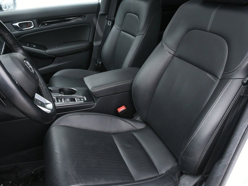 2022 Honda Civic Hatchback Sport Touring Certified | NAVI | Backup Cam | Moonroof | Bluetooth | Heated Seats