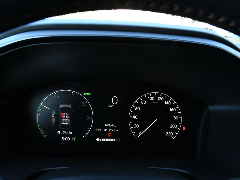 2025 Honda CR-V HYBRID EX-L Leather | Low Mileage | Carplay