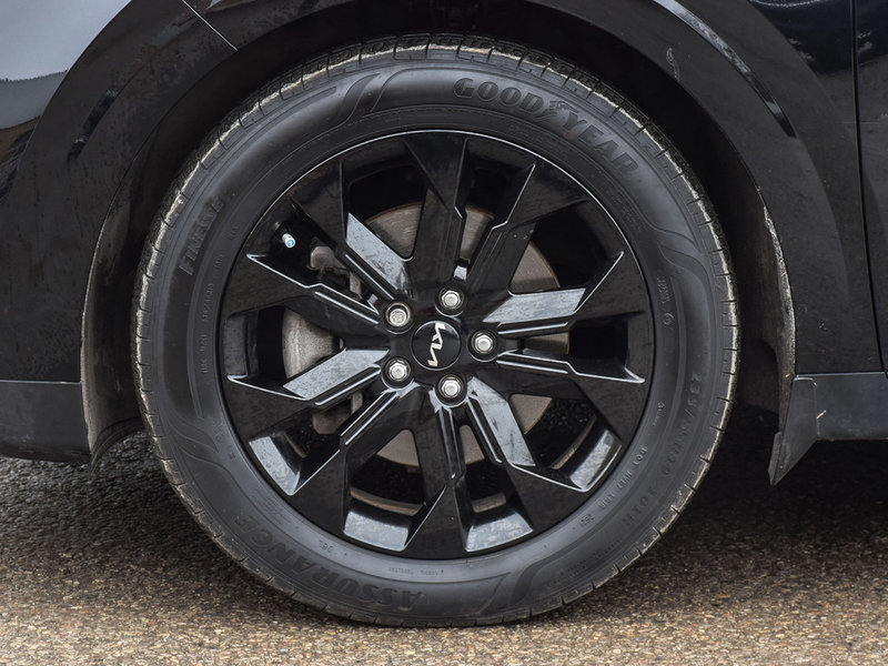 2022 Kia Carnival SX