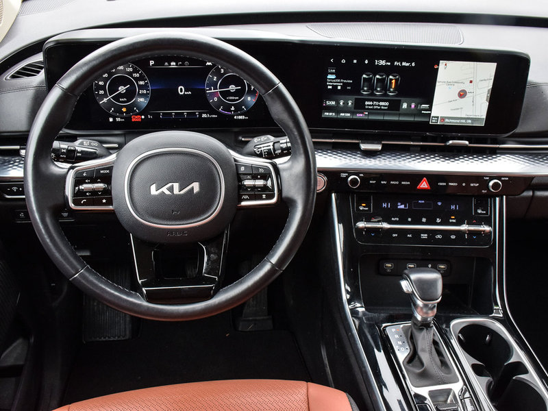 2022 Kia Carnival SX