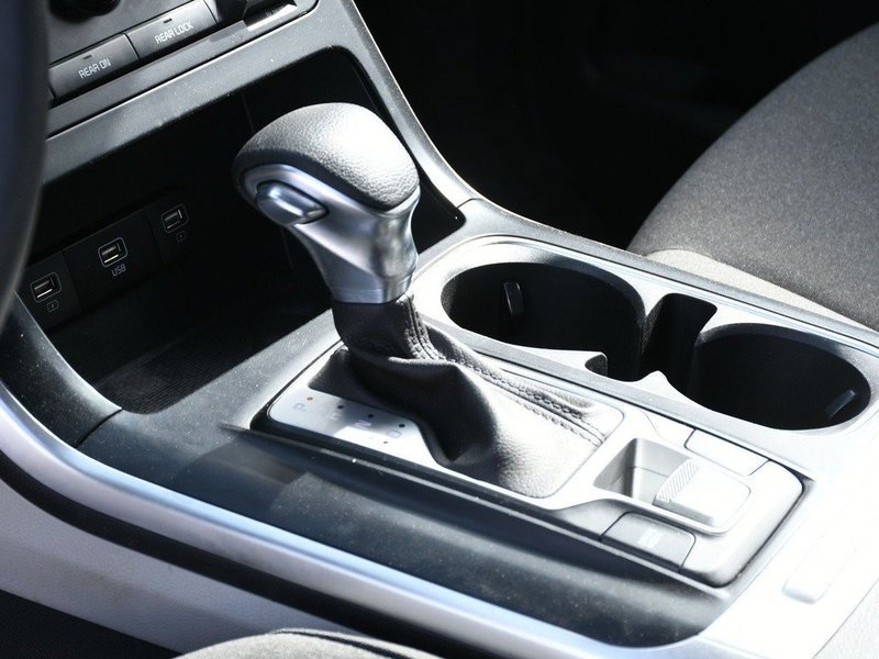 2023 Kia Carnival LX CPO | 3rd Row Seating | Backup Camera | Bluetooth