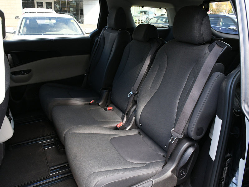 2024 Kia Carnival LX+ CPO | Ex-Rental | Bluetooth | Backup Camera | 3rd Row Seating