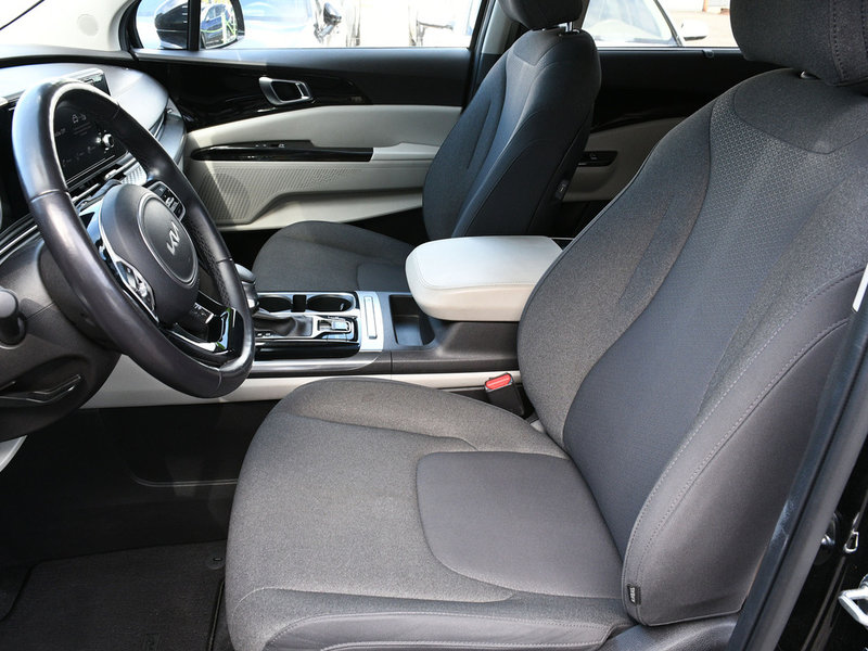 2024 Kia Carnival LX+ CPO | Ex-Rental | Bluetooth | Backup Camera | 3rd Row Seating