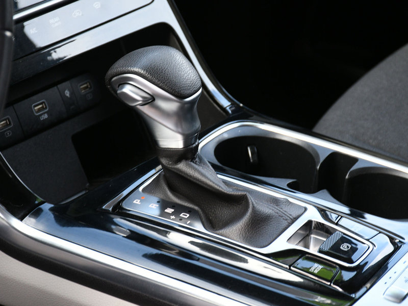 2024 Kia Carnival LX+ CPO | Ex-Rental | Bluetooth | Backup Camera | 3rd Row Seating