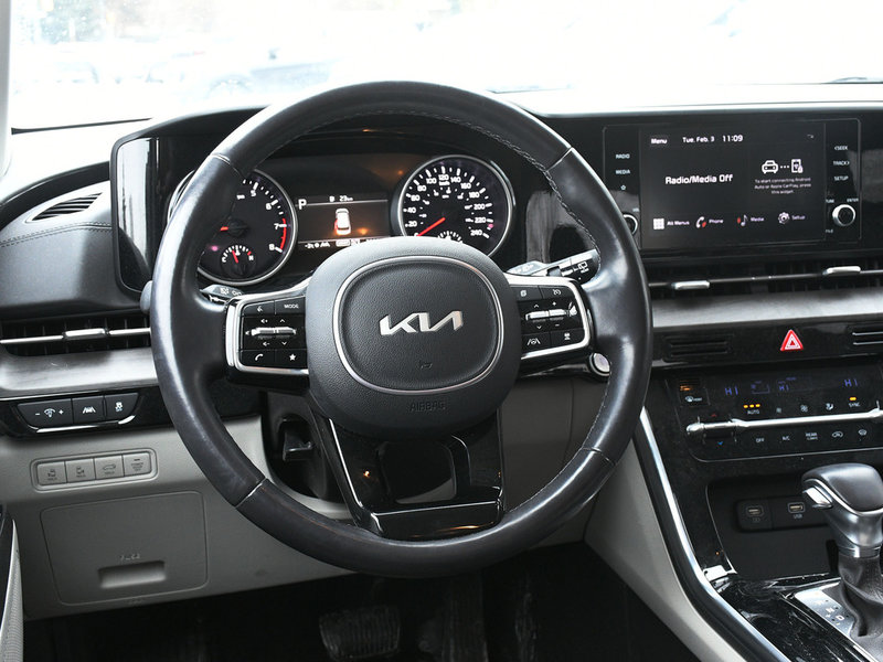 2024 Kia Carnival EX