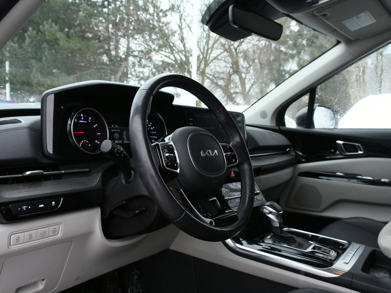 2024 Kia Carnival EX