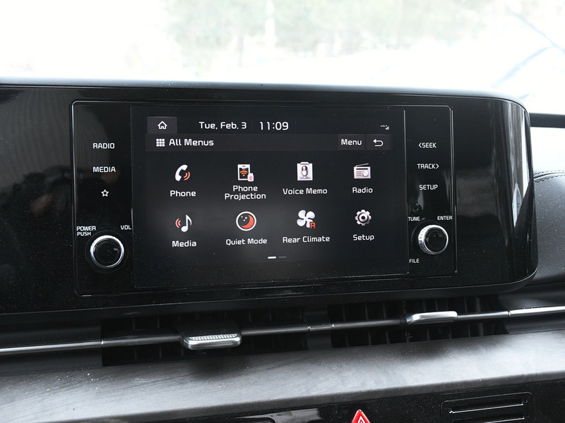 2024 Kia Carnival EX