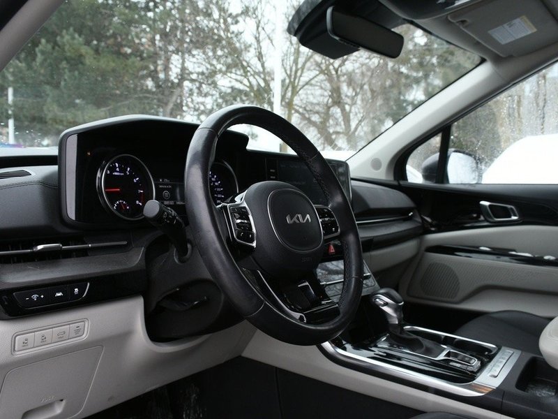 2024 Kia Carnival EX Heated Seats l Back Up Camera