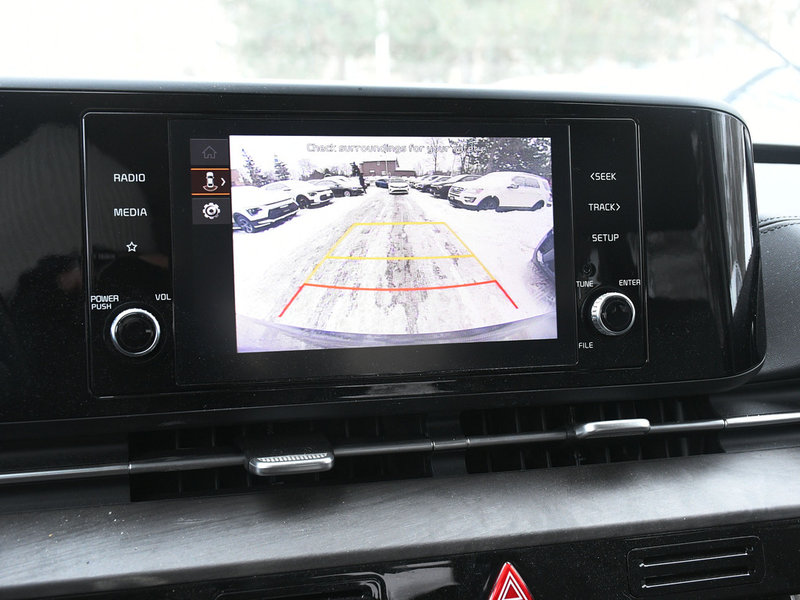 2024 Kia Carnival EX