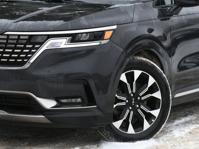 2024 Kia Carnival EX