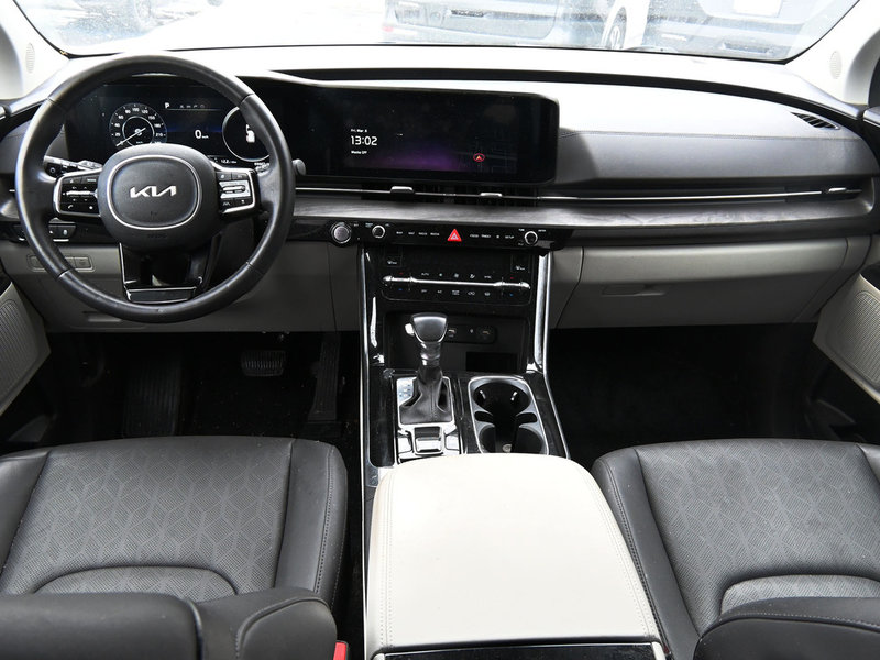 2024 Kia Carnival EX