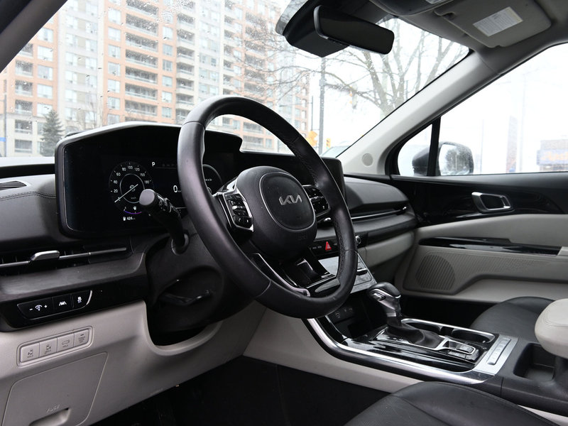 2024 Kia Carnival EX