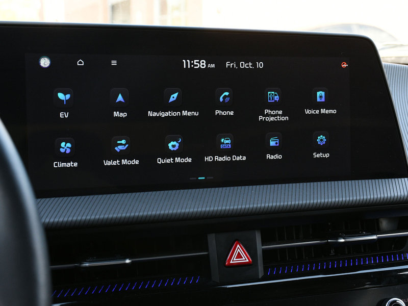 2024 Kia EV6 Land w/GT-Line Pkg 1 CPO | NAVI | Blindspot Monitor | Handsfree Liftgate | Memory Seat | Heated Steering Wheel