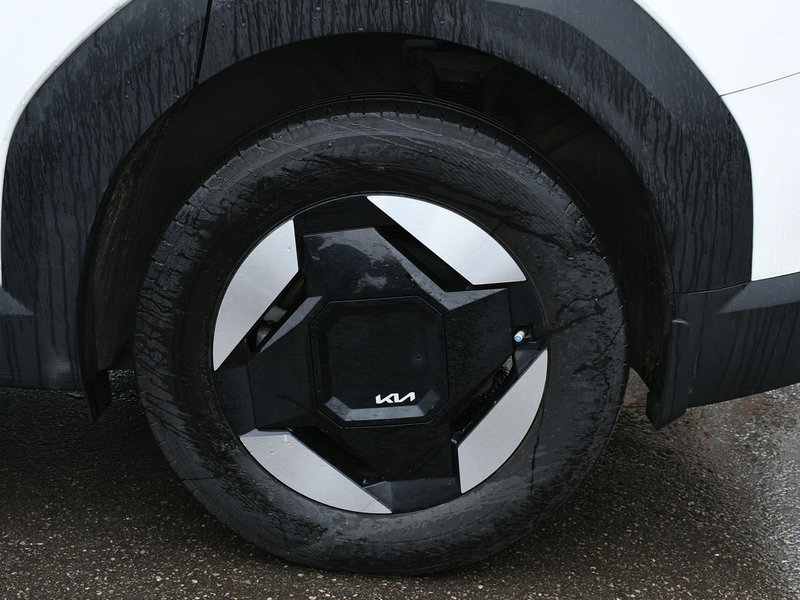 2024 Kia EV9 Land CPO | NAVI | Backup Camera | Blindspot Monitor | Lane Keep Assist