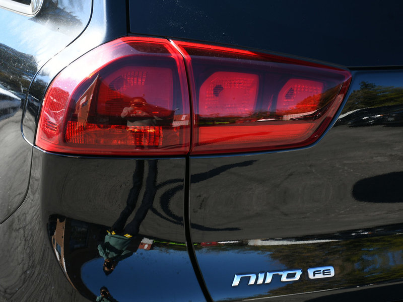 2020 Kia NIRO L Certified | Bluetooth | Backup Camera | Heated Front Seats