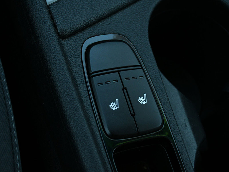 2020 Kia NIRO L Certified | Bluetooth | Backup Camera | Heated Front Seats